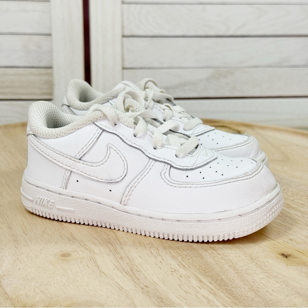 Nike ToddlerAir Force‎ 1 Low LE Triple White Sneakers Toddlers 8 DH2926-111
